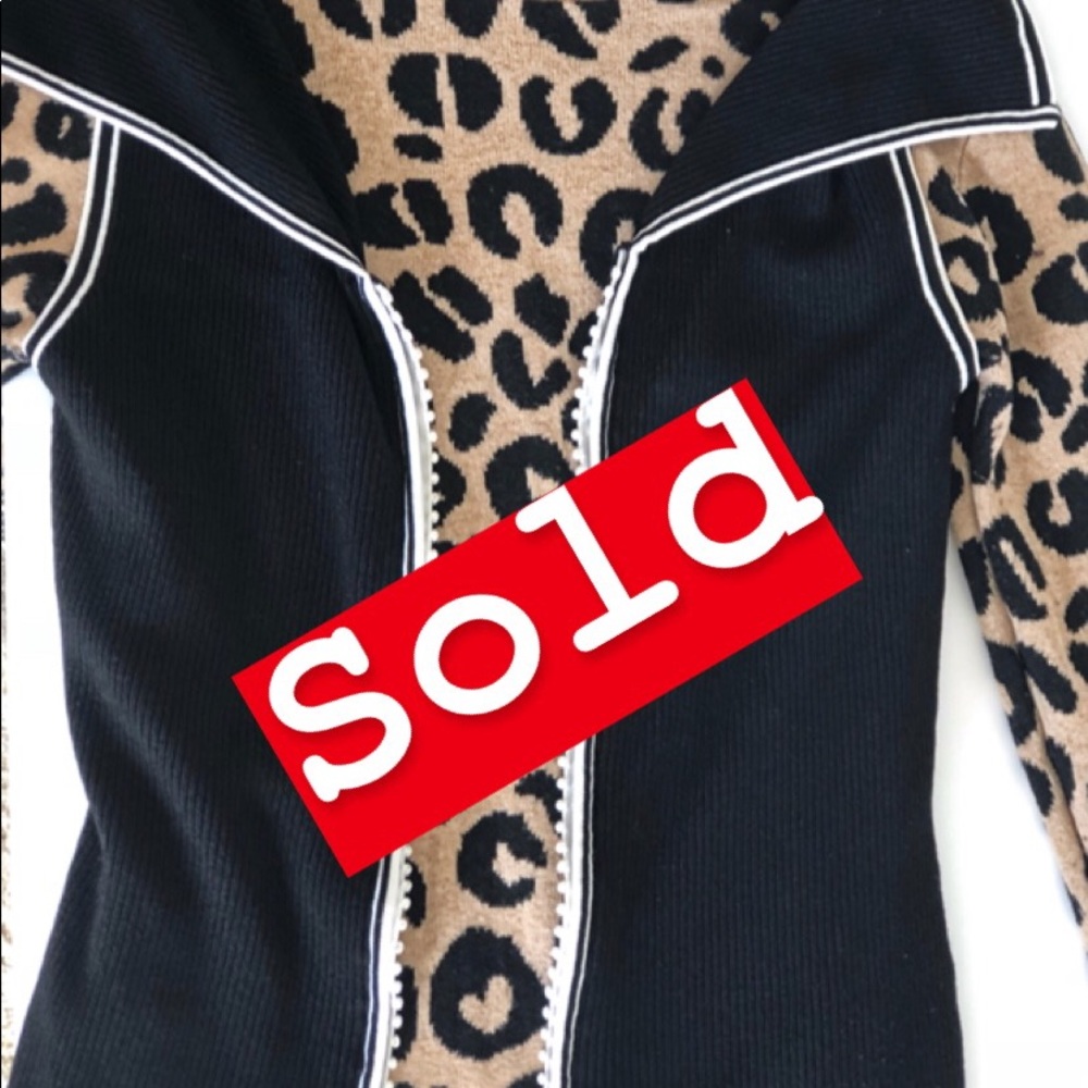 Belldini Zip up tank top with sailor collar